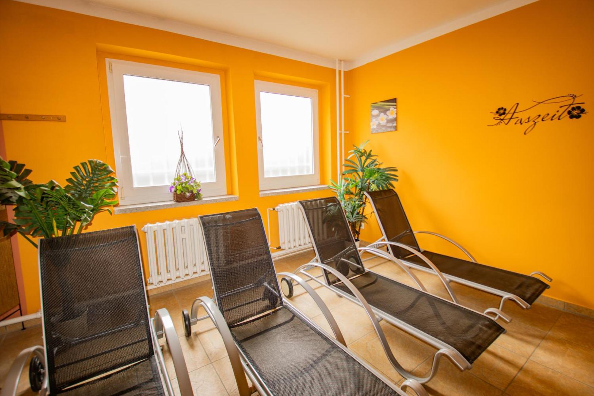 Hotel Schloss Nebra ภายนอก รูปภาพ